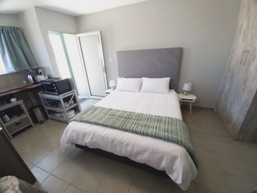 5 Bedroom Property for Sale in Dana Bay Western Cape